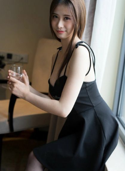 娇妻互换日出白浆_720高清视频播放